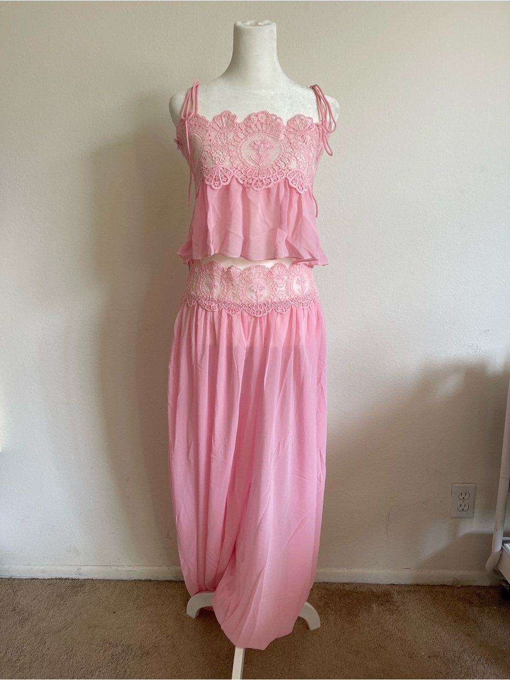 Romantic Pink Lace-Trim 2 piece Set